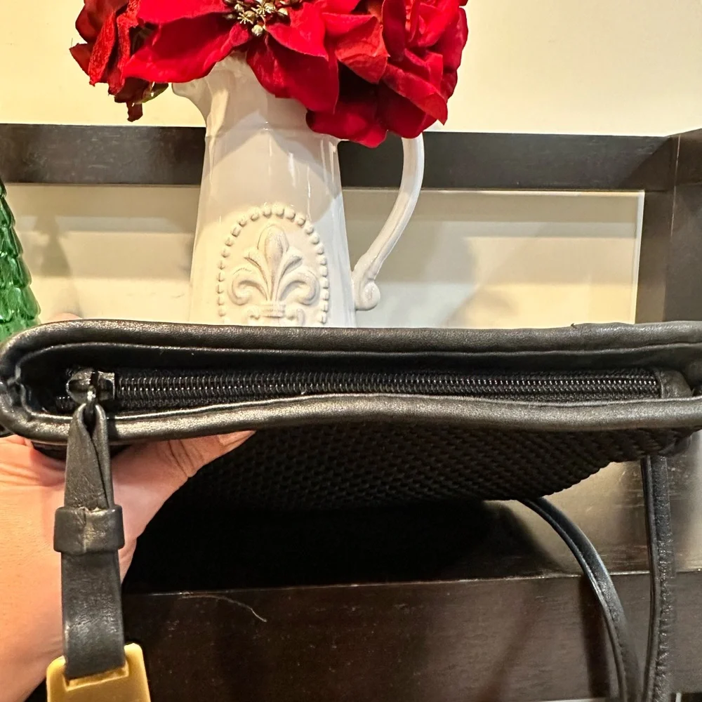 Americana by Sharif Black Gold Woven Crossbody